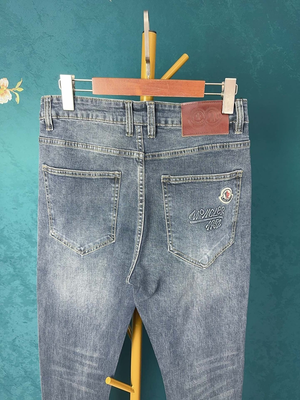 ブランドジーンズ角部分ディテール